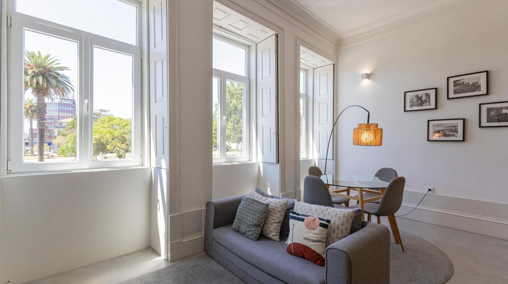 Oporto Downtown Studio By Lovelystay Exterior foto